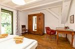 Ferienwohnung Gänseblume Waren (Müritz) - Schlafzimmer - Gänseblume - Top-Hundeurlaub