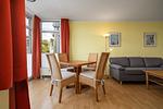 Ferienwohnung Abendsonne Waren - Essbereich im offener Wohnzimmer - Abendsonne - Top-Hundeurlaub