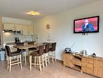 Wohnbereich mit integrierter Küche - Ferienwohnung im Reihenhaus Petermann 4 - Top-Hundeurlaub