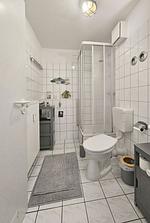Badezimmer - Mann un Fru - Top-Hundeurlaub
