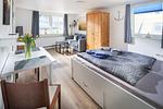 Wohnzimmer - 1-Raum-Fewo Lütjeoog - Top-Hundeurlaub