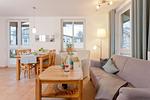 Wohnzimmer - Ferienwohnung Auszeit nur 100 m zum Strand mit Balkon - Top-Hundeurlaub