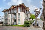 Fassade / Eingang - Ferienwohnung Auszeit nur 100 m zum Strand mit Balkon - Top-Hundeurlaub
