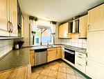 150m² Apartment 2 nahe A1 - 5 Schlafzimmern - 3 Bäder - 50m² Terrasse - Top-Hundeurlaub