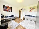 150m² Apartment 2 nahe A1 - 5 Schlafzimmern - 3 Bäder - 50m² Terrasse - Top-Hundeurlaub