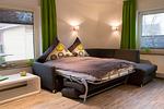 Wohnzimmer - Ferienwohnung Fiete Mienhus Norddeich - Top-Hundeurlaub