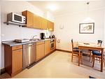 Küche / Küchenzeile - Klassik Ferienwohnung mit 1 Schlafzimmer und Balkon im Obergeschoss (018) - Top-Hundeurlaub