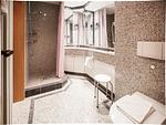 Badezimmer - Klassik Ferienwohnung mit 1 Schlafzimmer und Balkon im Obergeschoss (018) - Top-Hundeurlaub