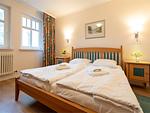 Schlafzimmer - Komfort Ferienwohnung mit 1 Schlafzimmer und Terrasse im Erdgeschoss (003) - Top-Hundeurlaub
