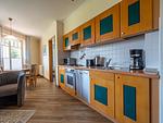 Küche / Küchenzeile - Komfort Ferienwohnung mit 1 Schlafzimmer und Terrasse im Erdgeschoss (003) - Top-Hundeurlaub