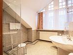Badezimmer - Komfortplus Ferienwohnung mit 2 Schlafzimmern und Balkon im Dachgeschoss (048) - Top-Hundeurlaub