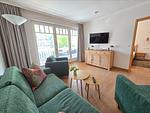 Wohnzimmer - Klassik Ferienwohnung mit 2 Schlafzimmern und Balkon im Obergeschoss (065) - Top-Hundeurlaub