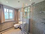 Badezimmer - Klassik Ferienwohnung mit 2 Schlafzimmern und Balkon im Obergeschoss (065) - Top-Hundeurlaub