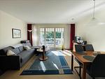 Wohnzimmer - Komfort Ferienwohnung mit 1 Schlafzimmer und Balkon im Obergeschoss (077) - Top-Hundeurlaub