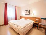 Schlafzimmer - Komfort Ferienwohnung mit 1 Schlafzimmer und Terrasse im Erdgeschoss (076) - Top-Hundeurlaub