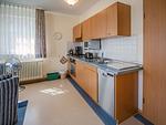 Küche / Küchenzeile - Komfort Ferienwohnung mit 1 Schlafzimmer und Balkon im Dachgeschoss (109) - Top-Hundeurlaub