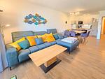 Wohnzimmer - Komfortplus Ferienwohnung mit 2 Schlafzimmern und Terrasse im Erdgeschoss (166) - Top-Hundeurlaub