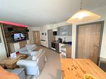 Wohnzimmer - Komfortplus Ferienwohnung mit 1 Schlafzimmer und Balkon im Obergeschoss (168) - Top-Hundeurlaub