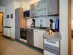 Küche / Küchenzeile - Komfortplus Ferienwohnung mit 1 Schlafzimmer und Balkon im Obergeschoss (168) - Top-Hundeurlaub