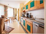 Küche / Küchenzeile - Komfort Ferienwohnung mit 1 Schlafzimmer und Balkon im Obergeschoss (193) - Top-Hundeurlaub