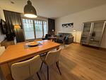 Wohnzimmer - Komfort Ferienwohnung mit 1 Schlafzimmer und Terrasse im Erdgeschoss (250) - Top-Hundeurlaub