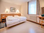 Schlafzimmer - Komfort Ferienwohnung mit 1 Schlafzimmer und Terrasse im Erdgeschoss (252) - Top-Hundeurlaub