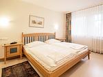Schlafzimmer - Komfort Ferienwohnung mit 2 Schlafzimmern und Balkon im Obergeschoss (277) - Top-Hundeurlaub