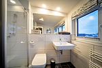 Ferienhaus Lieblingsplatz  by Seeblick Ferien ORO, direkte Wasserlage,Sauna,Kamin - Top-Hundeurlaub