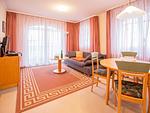 Wohnzimmer - Ferienwohnung mit 1 Schlafzimmer und Balkon (AH/564) - Top-Hundeurlaub