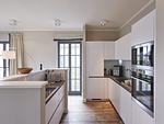Küche / Küchenzeile - Luxus Reetdachvilla mit 3 Schlafzimmern, Sauna und Kamin (E17) - Top-Hundeurlaub