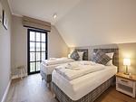 Schlafzimmer - Luxus Reetdachvilla mit 3 Schlafzimmern, Sauna und Kamin (F12) - Top-Hundeurlaub