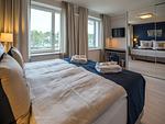 Schlafzimmer - Ferienwohnung mit Meerblick, 2 Schlafzimmern und Balkon (NP/307) - Top-Hundeurlaub