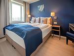 Schlafzimmer - Ferienwohnung mit Meerblick, 2 Schlafzimmern, Sauna und Balkon (NP/404) - Top-Hundeurlaub
