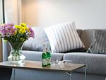 Wohnzimmer - Ferienwohnung mit Meerblick, 3 Schlafzimmern und Balkon (NP/406) - Top-Hundeurlaub