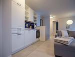 Küche / Küchenzeile - Skysuite mit freiem Meerblick, Dachterrasse und Balkon (NP/502) - Top-Hundeurlaub