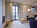 Wohnzimmer - Premium Reetdachvilla mit 3 Schlafzimmern, Sauna und Kamin (F14) - Top-Hundeurlaub