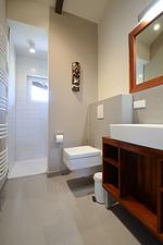 Badezimmer - Typ D2 Ferienwohnung - Diamond Head - Top-Hundeurlaub