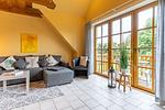 Wohnzimmer - Landhaus Liebheimelig, Hohe Düne - Top-Hundeurlaub