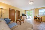 Hauptansicht - Ferienwohnung Sonnenblick mit Balkon und nur 800 m zum Strand - Top-Hundeurlaub