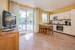 Wohnzimmer - Ferienwohnung Sonnenblick mit Balkon und nur 800 m zum Strand - Top-Hundeurlaub