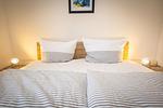 Schlafzimmer - Störtebekerstrasse 10b Wohnung 2 - Top-Hundeurlaub
