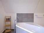 Badezimmer - LuxusPlus Reetdachvilla mit 4 Schlafzimmern, Sauna und Kamin (G08) - Top-Hundeurlaub