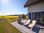 Terrasse - LuxusPlus Reetdachvilla mit 4 Schlafzimmern, Sauna und Kamin (G09) - Top-Hundeurlaub