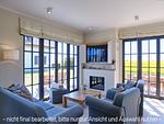 Wohnzimmer - LuxusPlus Reetdachvilla mit 4 Schlafzimmern, Sauna und Kamin (G10) - Top-Hundeurlaub