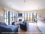 Wohnzimmer - LuxusPlus Reetdachvilla mit 4 Schlafzimmern, Sauna und Kamin (G10) - Top-Hundeurlaub
