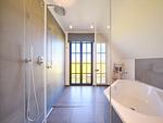 Badezimmer - LuxusPlus Reetdachvilla mit 4 Schlafzimmern, Sauna und Kamin (G11) - Top-Hundeurlaub