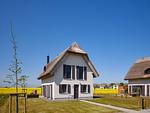 Hauptansicht - LuxusPlus Reetdachvilla mit 4 Schlafzimmern, Sauna und Kamin (G11) - Top-Hundeurlaub