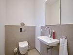 Gäste-WC - Luxus Reetdachvilla mit 3 Schlafzimmern, Sauna und Kamin (H07) - Top-Hundeurlaub