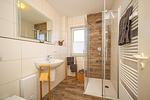 Modernes Bad mit Dusche - Wohnung Nr. 03 - Top-Hundeurlaub