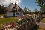 Außenansicht mit Garten - Forsthaus - Top-Hundeurlaub